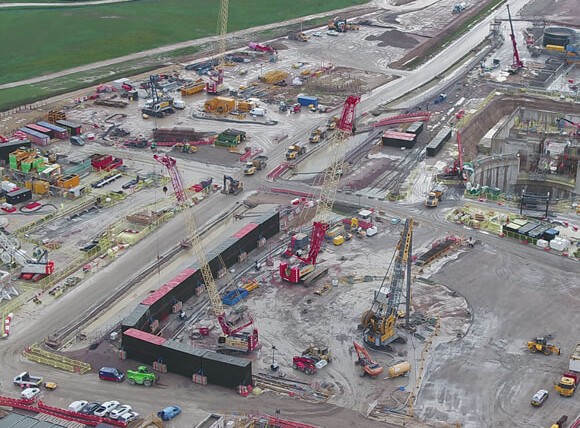 起重机稳定性：为移动式和履带式起重机建造稳固作业平台