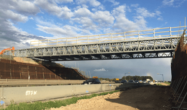 稳固的临时结构